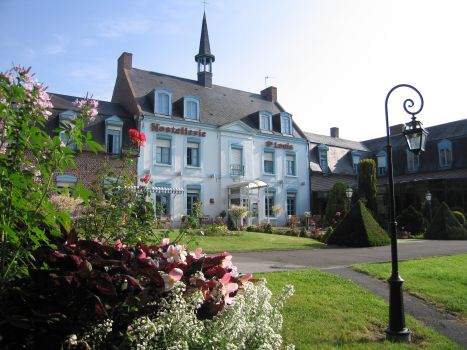 Hostellerie Saint Louis / Hôtel Restaurant